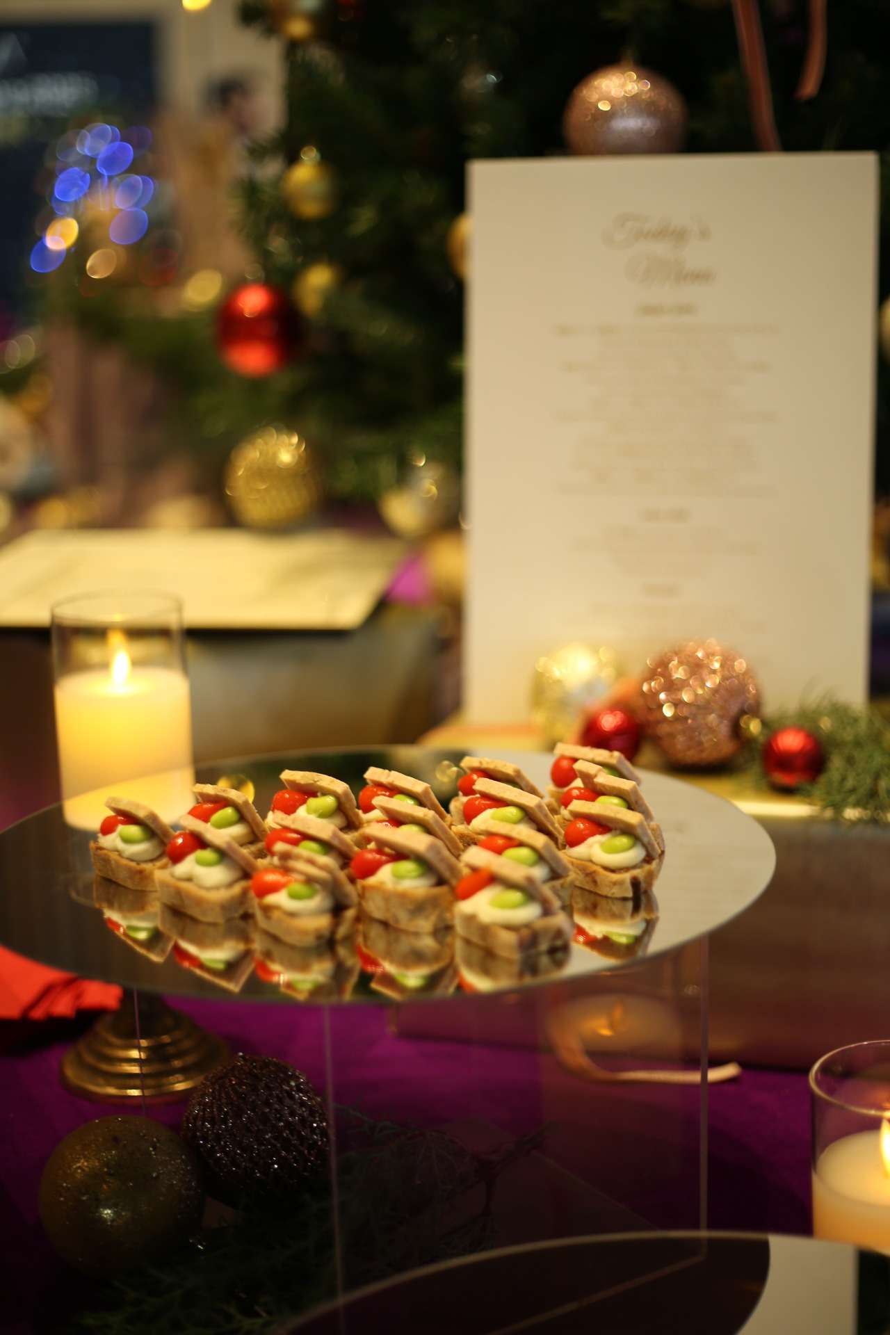 華やかなクリスマスケータリング